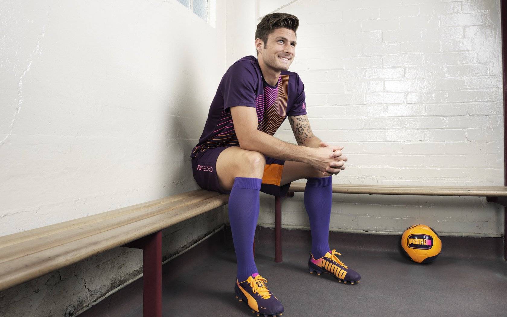 穆古鲁扎官方宣布最后时刻胜出新规，切尔西引发争议！赢得满堂喝彩